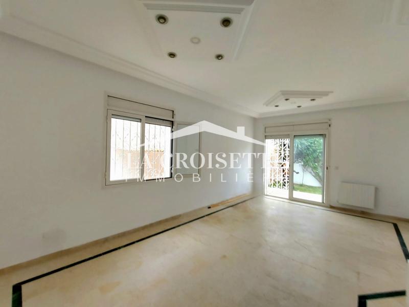 Duplex S+4 à La Marsa